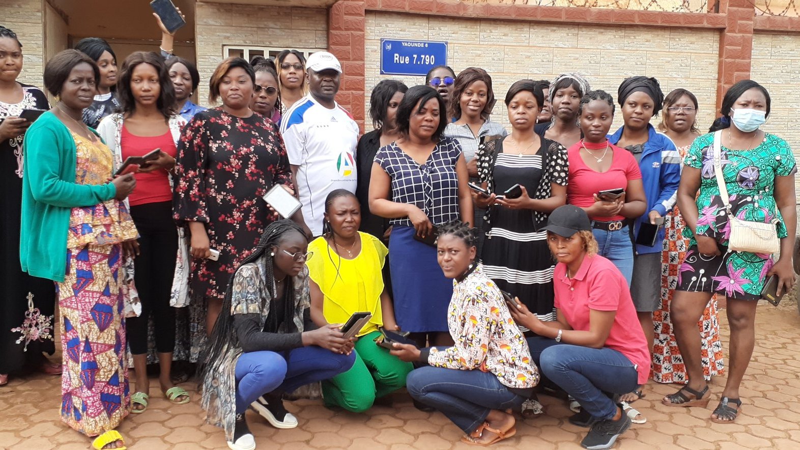 Etude d'évaluation de la pratique du repassage des seins, l'allaitement et la mortalité infantile dans 3 régions du Cameroun : phase 3 : Evaluation à mi-parcours-2023